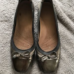 Clarks bronze leather ballet flats